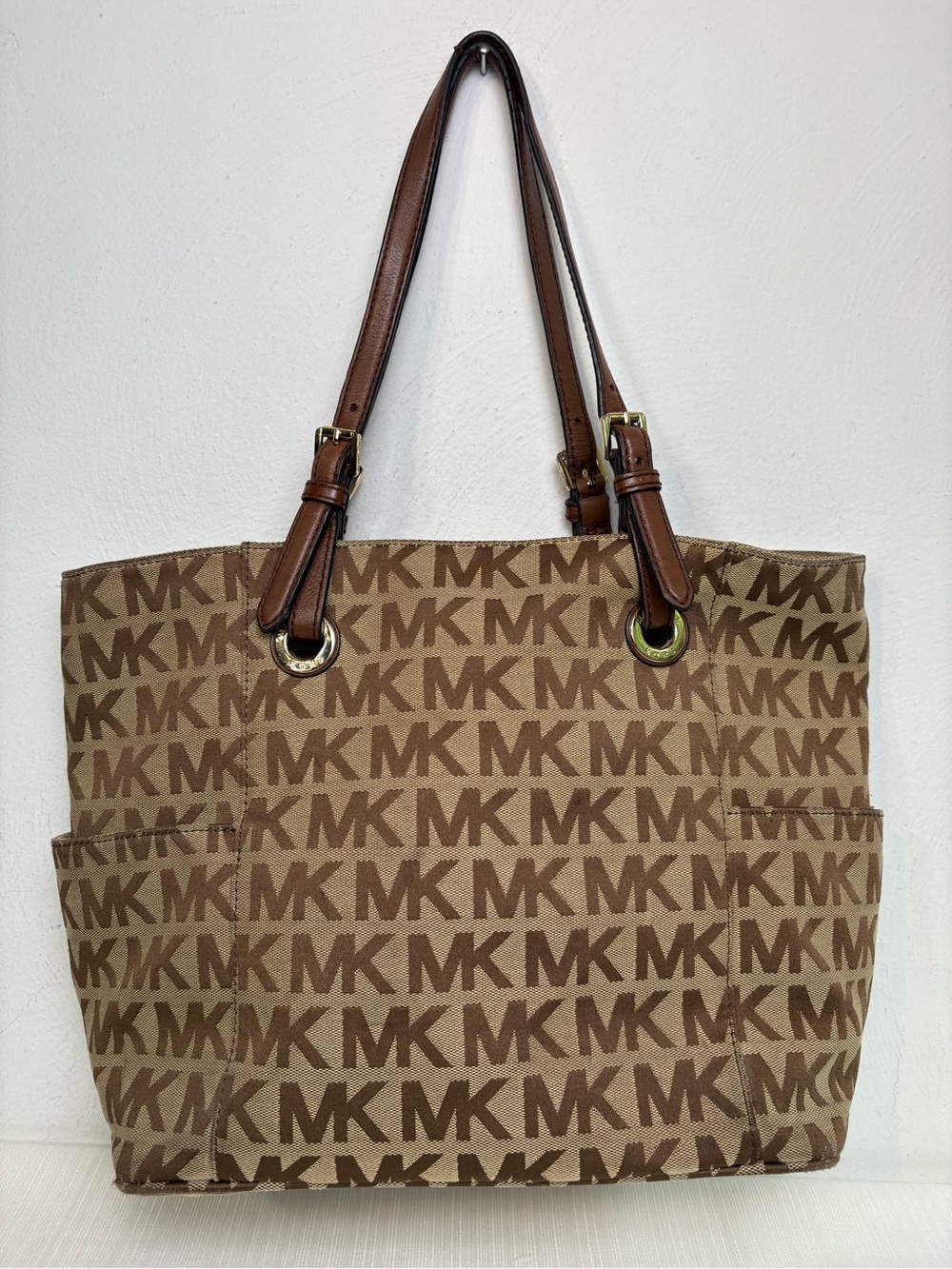 MICHAEL KORS Signature Canvas Tote Tan Brown
